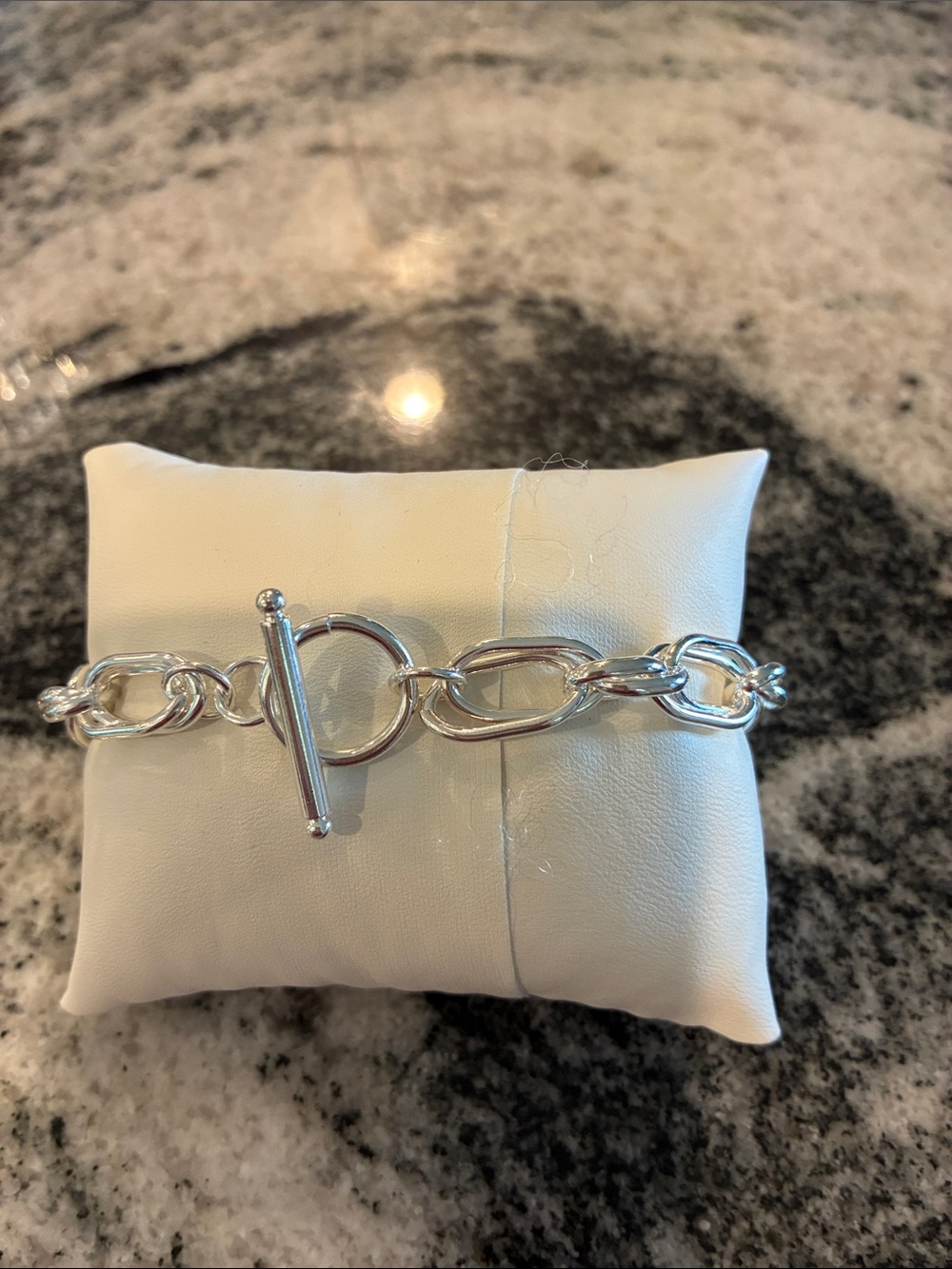 925 Sterling Silver Link Chain Bracelet - Shiny Polished Links - Picture 2 of 3